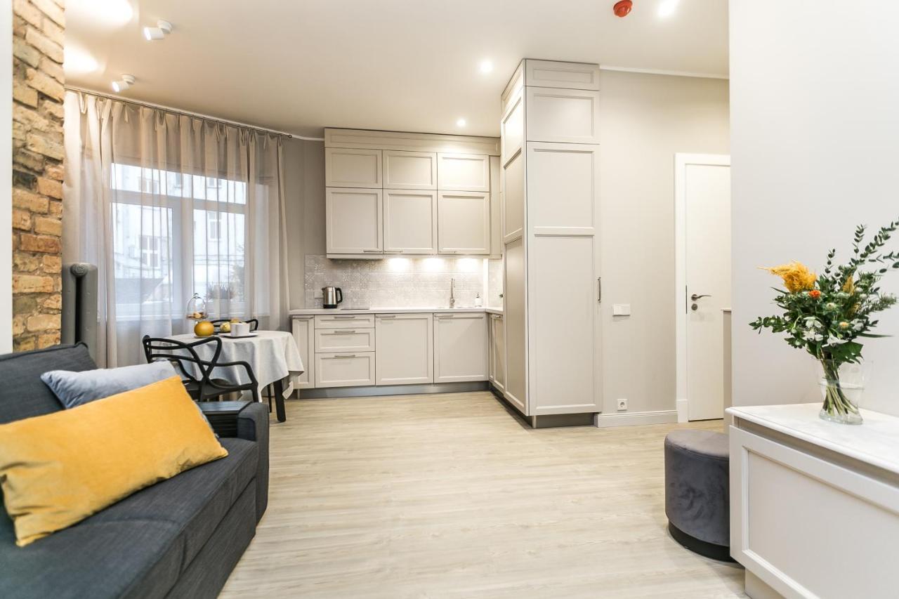 Cozy Flat. Art Nouveau Building, Near The City Center ريغا المظهر الخارجي الصورة