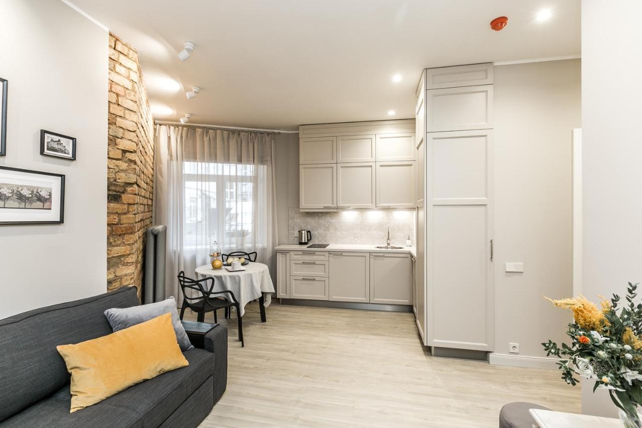Cozy Flat. Art Nouveau Building, Near The City Center ريغا المظهر الخارجي الصورة